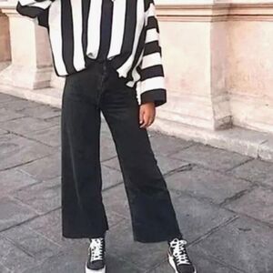 Zara High Rise Washed Black Culotte Jeans Raw Hem Wide Leg Rigid Denim Sz 6